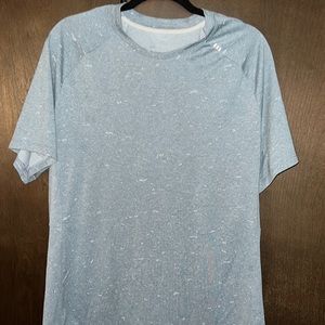 Lululemon short sleeve shirt